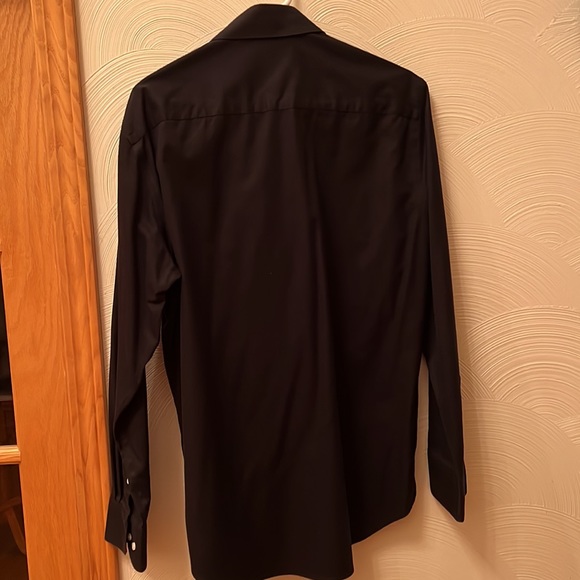 Black and burgundy dress shirts available for men - Picture 3 of 5